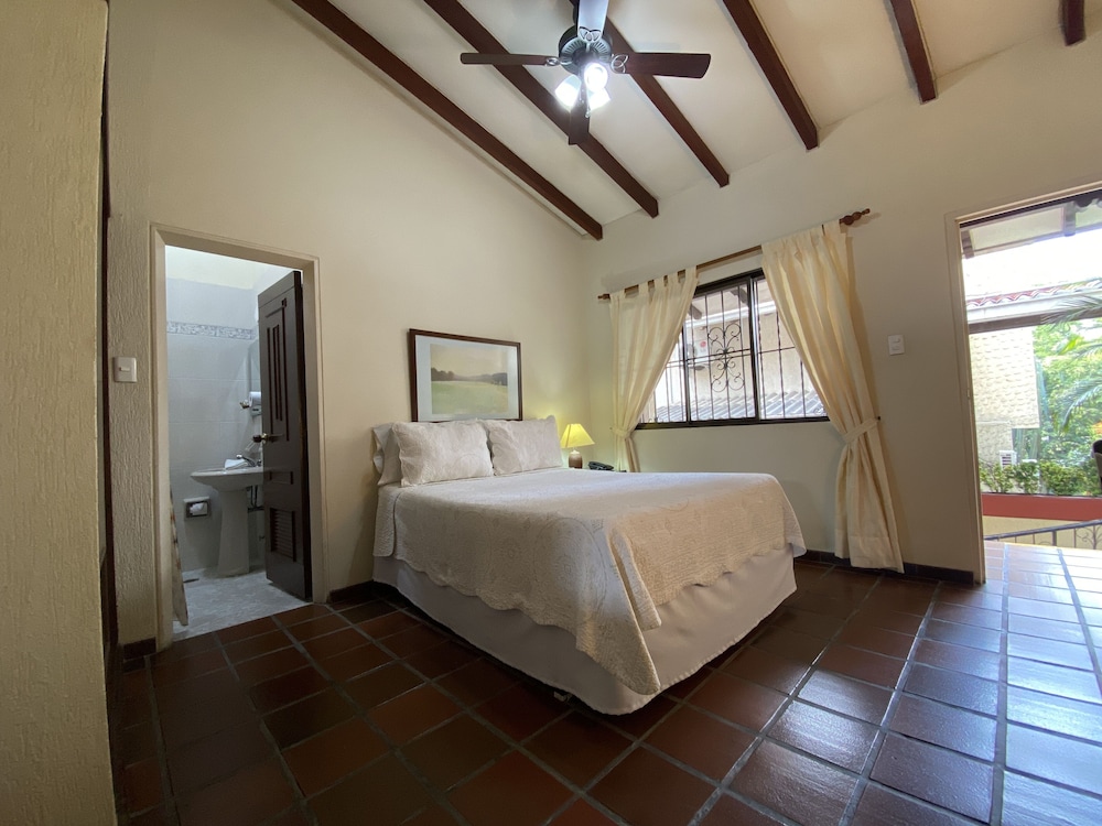 Junior Studio Suite photo 2