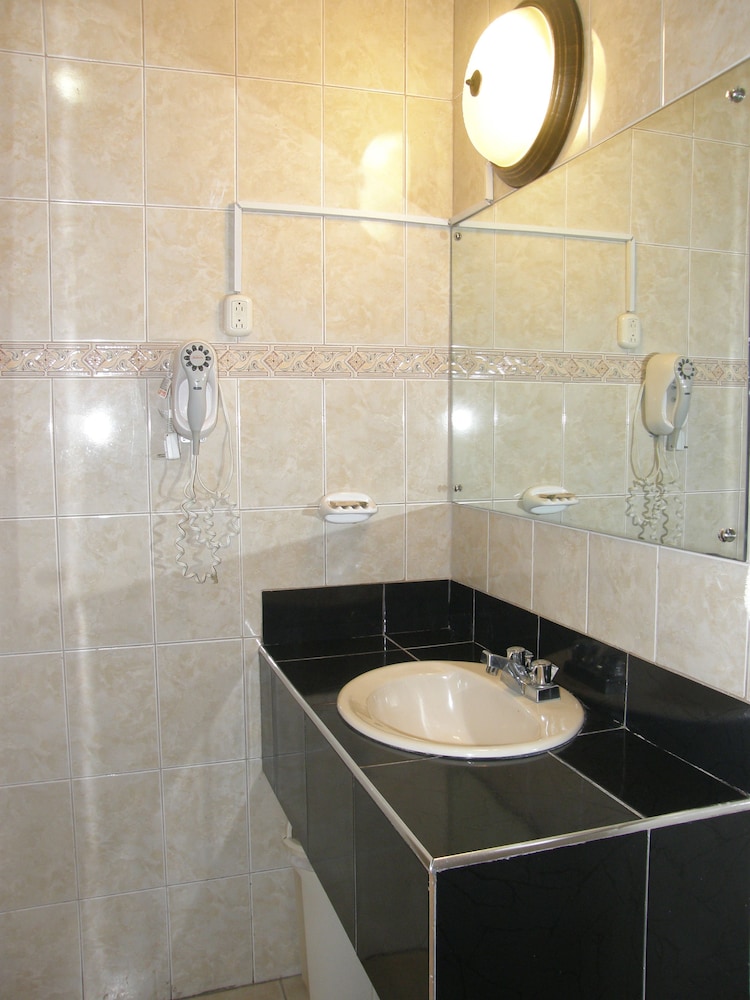 Standard Room photo 3