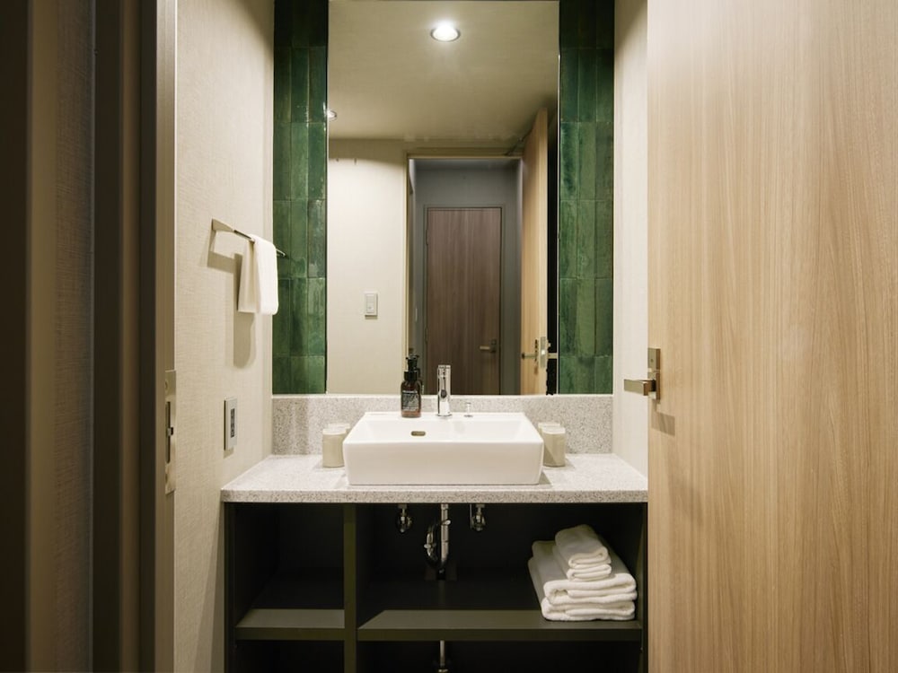 Superior Suite 1BR with 4beds, Non Smoking - Photo 3