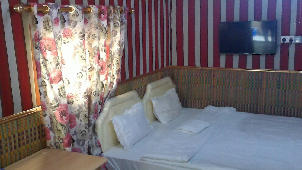 Deluxe Triple Room photo 1