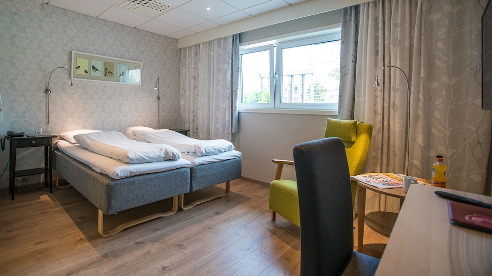 Standard Room photo 2