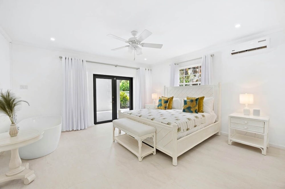 House, 3 Bedrooms photo 1