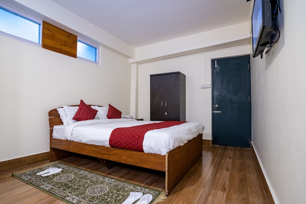 Deluxe Room - Photo 14