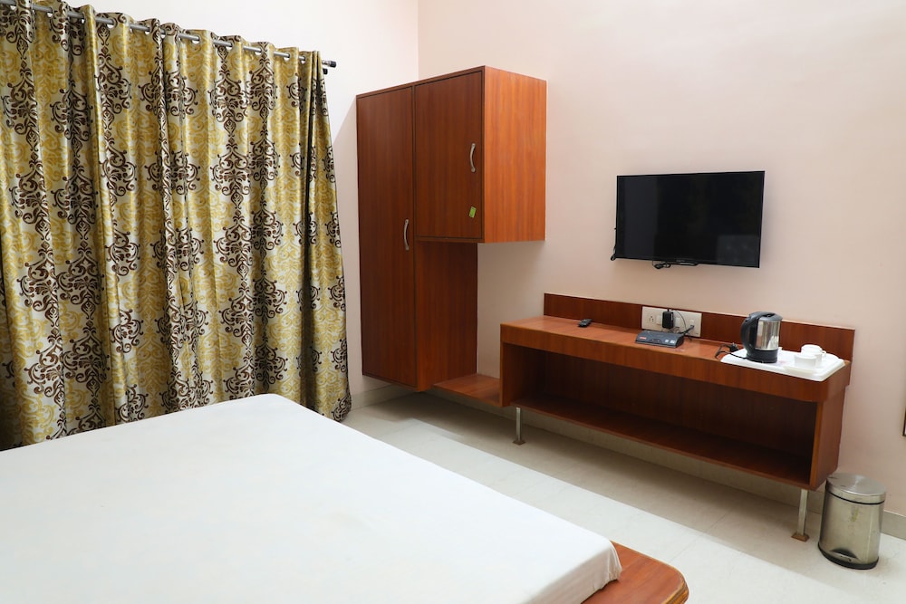 Superior Triple Room photo 2