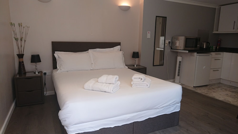 Basic Studio, Ensuite - Photo 1