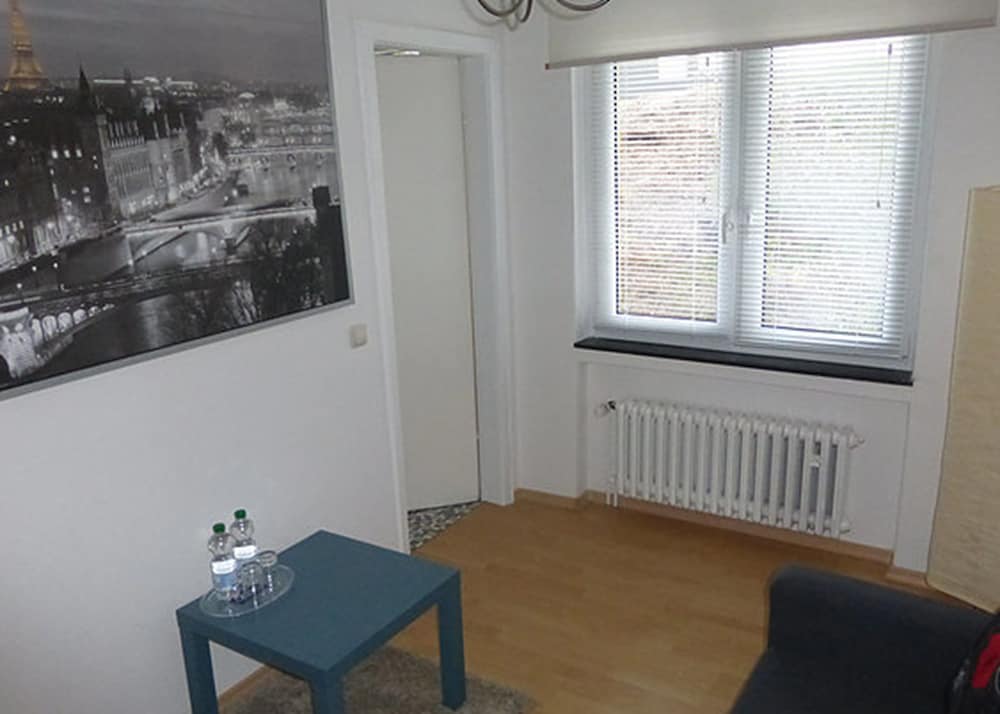Double Room (Blumen) photo 2
