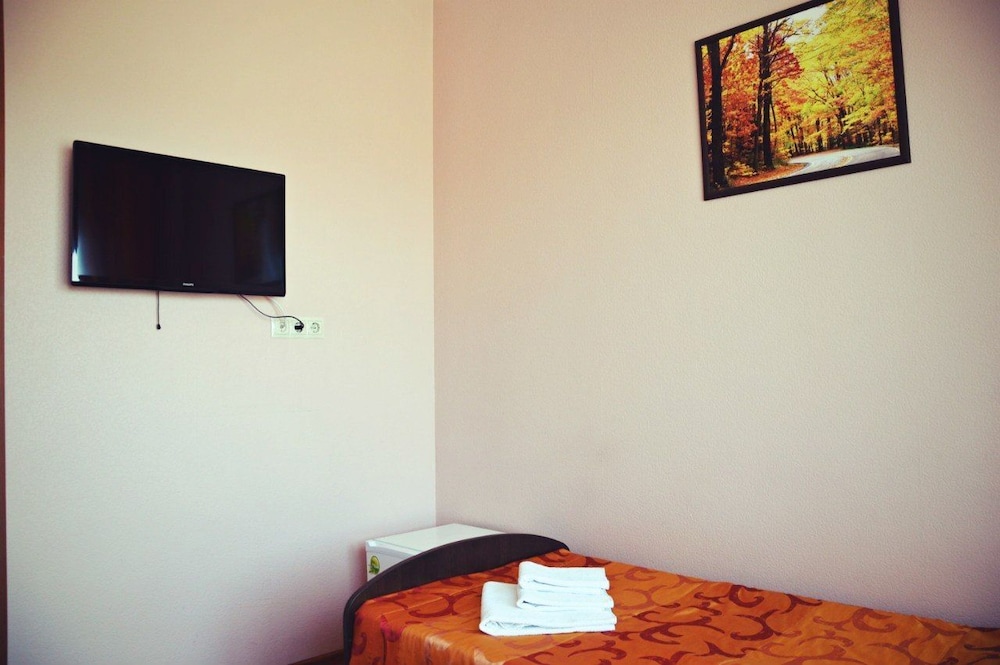 Standard Twin Room photo 2