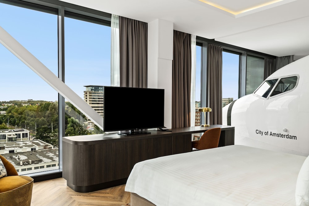 Suite, 1 Bedroom photo 2