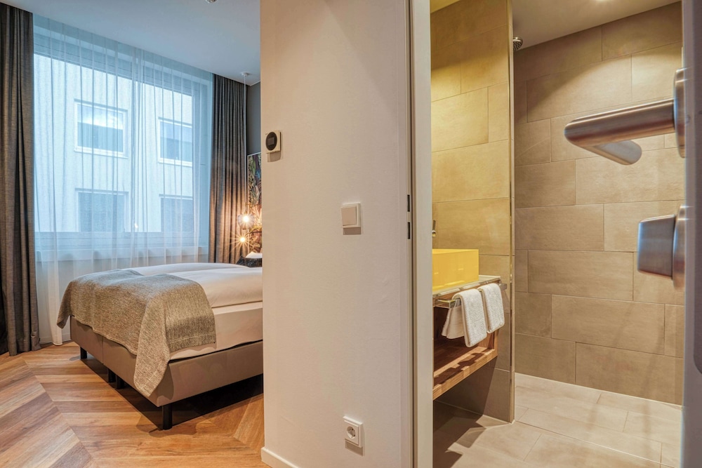 Comfort Room (Double, Plus)