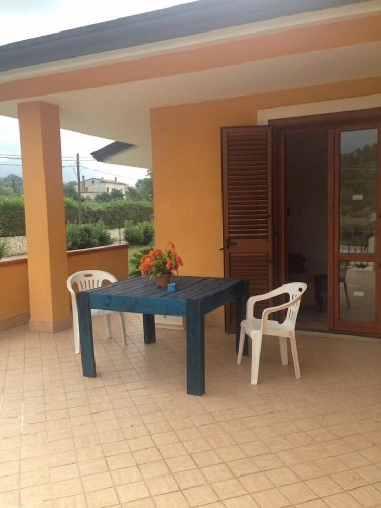 Double Room, 1 Queen Bed, Terrace photo 3
