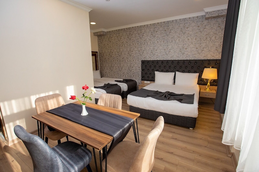 Triple Room, Garden View photo 1