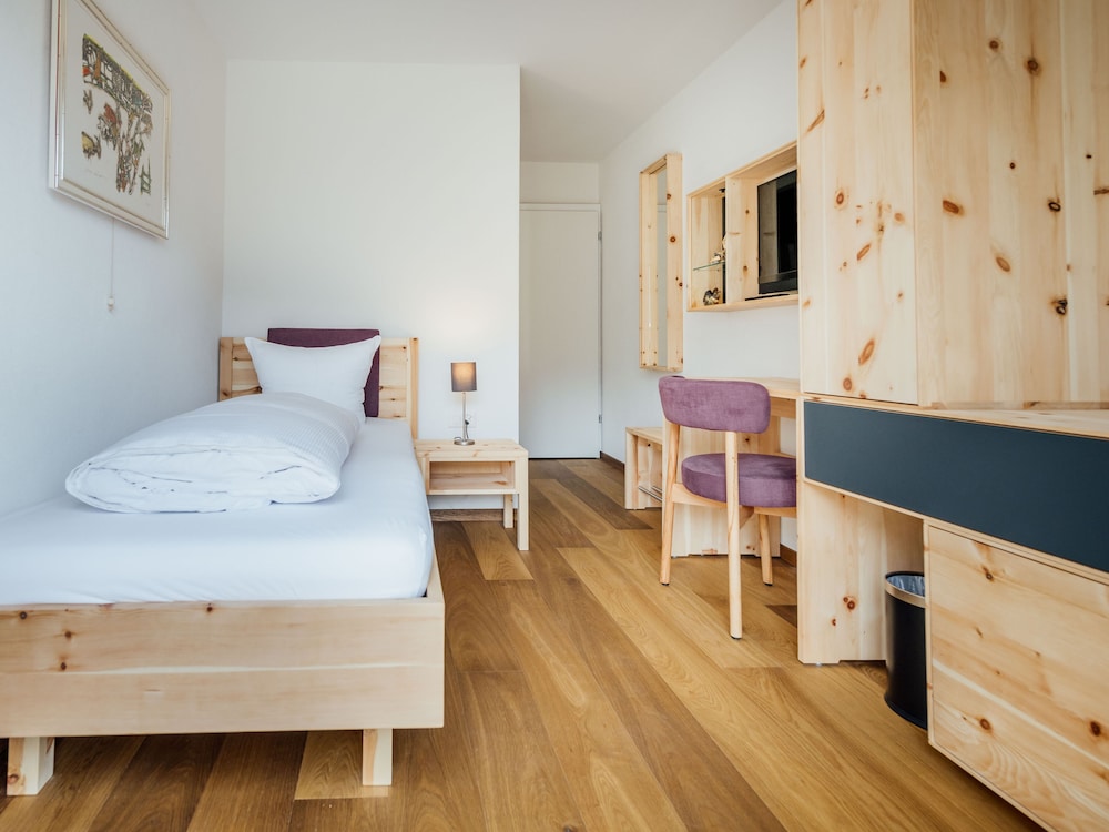 Standard Single Room (Pacific)