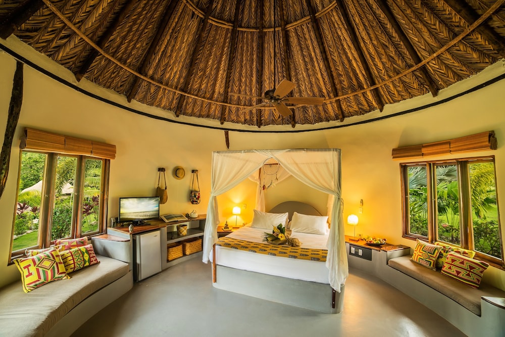 Luxury Cabin, Multiple Beds, Private Pool photo 1