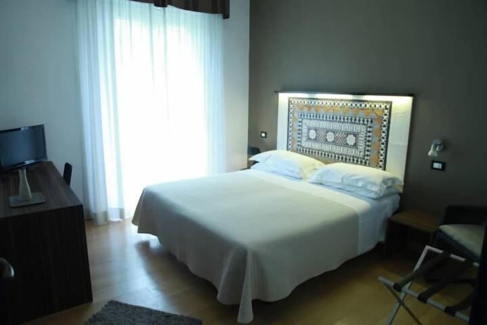 Design Double or Twin Room photo 1