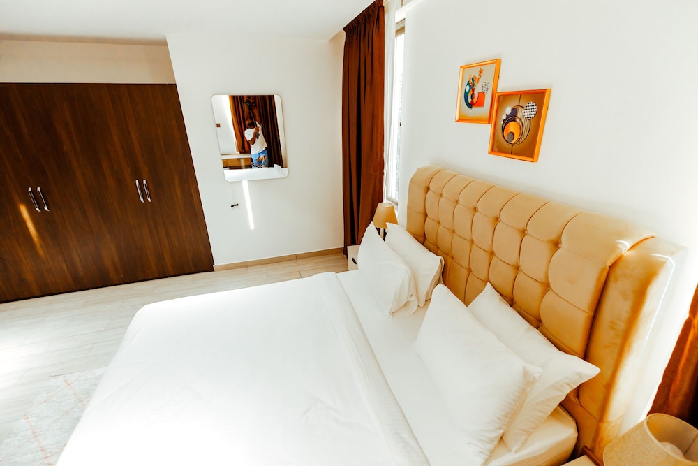 Grand Apartment