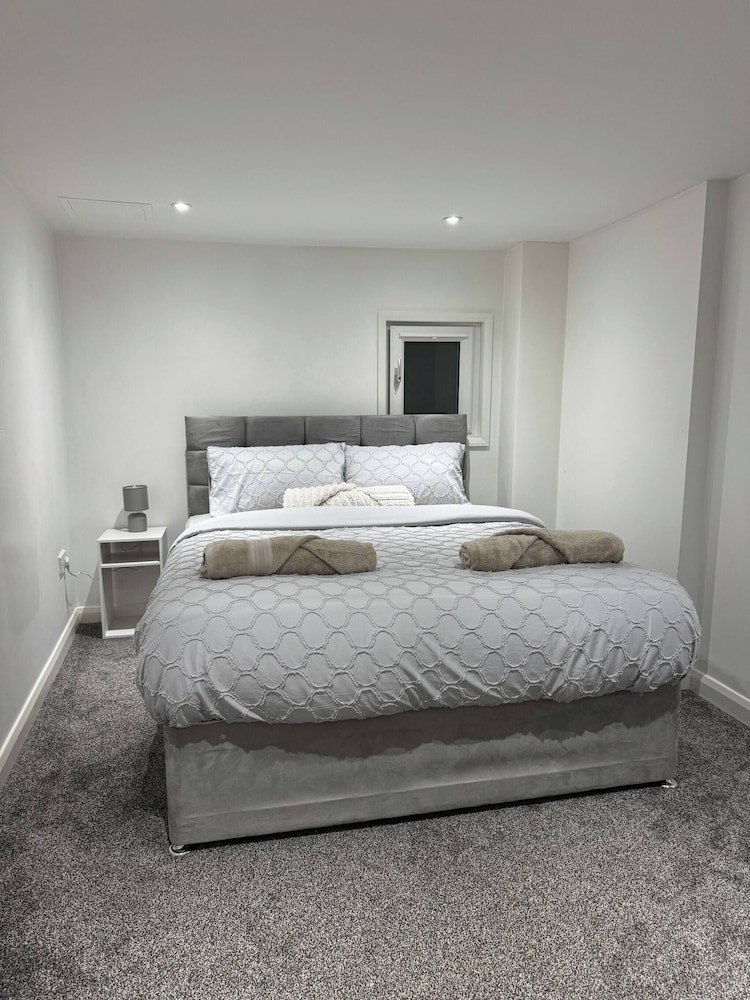 Apartment, 1 Bedroom, Smoking