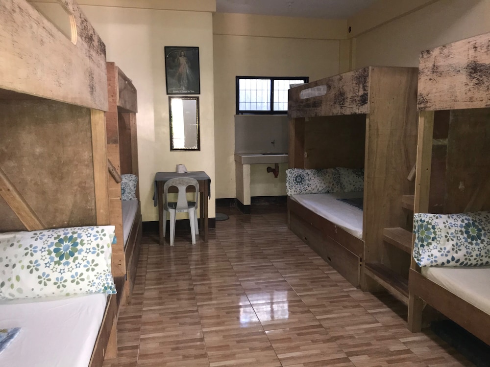 Family Room (16 Pax) photo 2