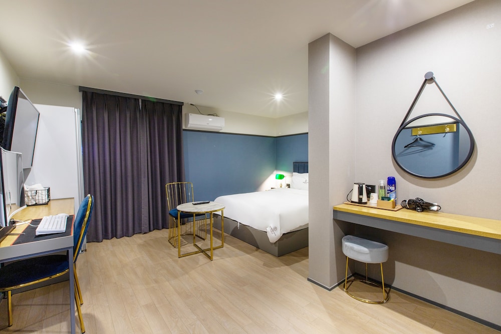 Premier Double Room