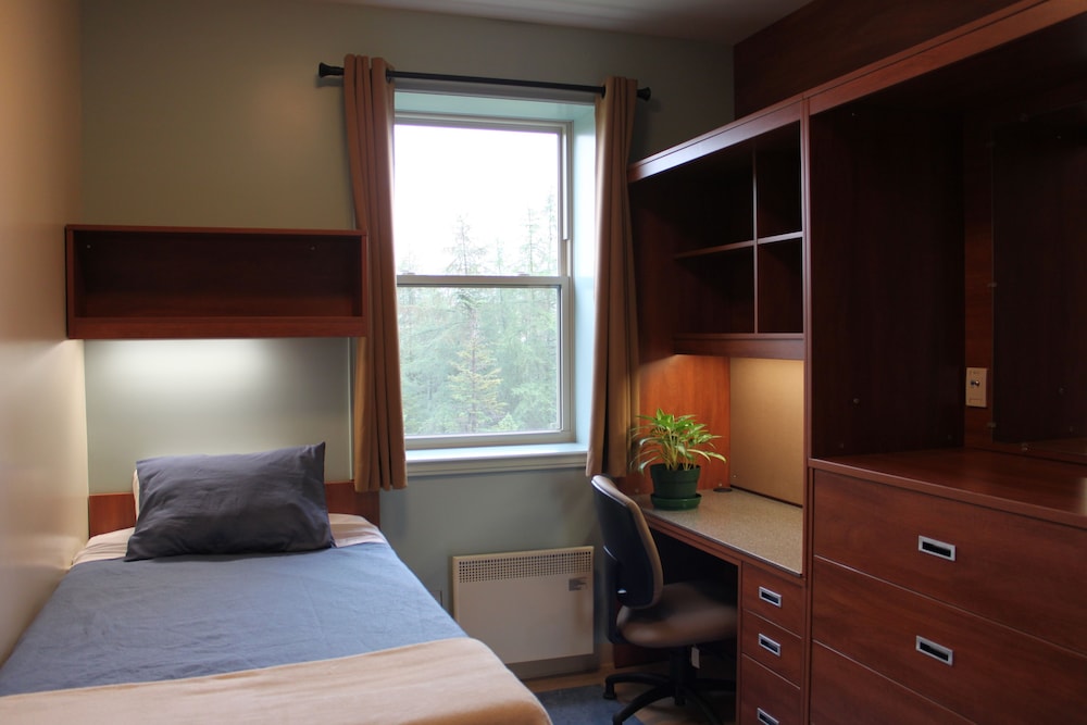 Single Room with Shared Bathroom (Residence Complex) photo 1