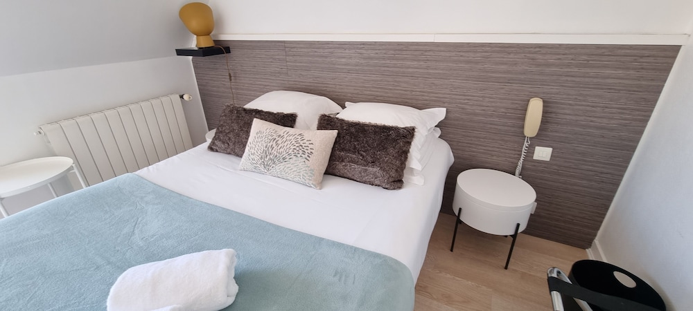 Superior Double Room, Sea View - Photo 3