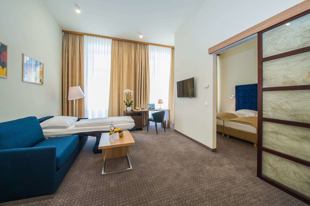 Premium Suite (Prestige)