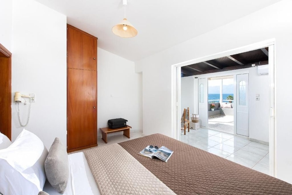 Superior Double Room, Sea View photo 3