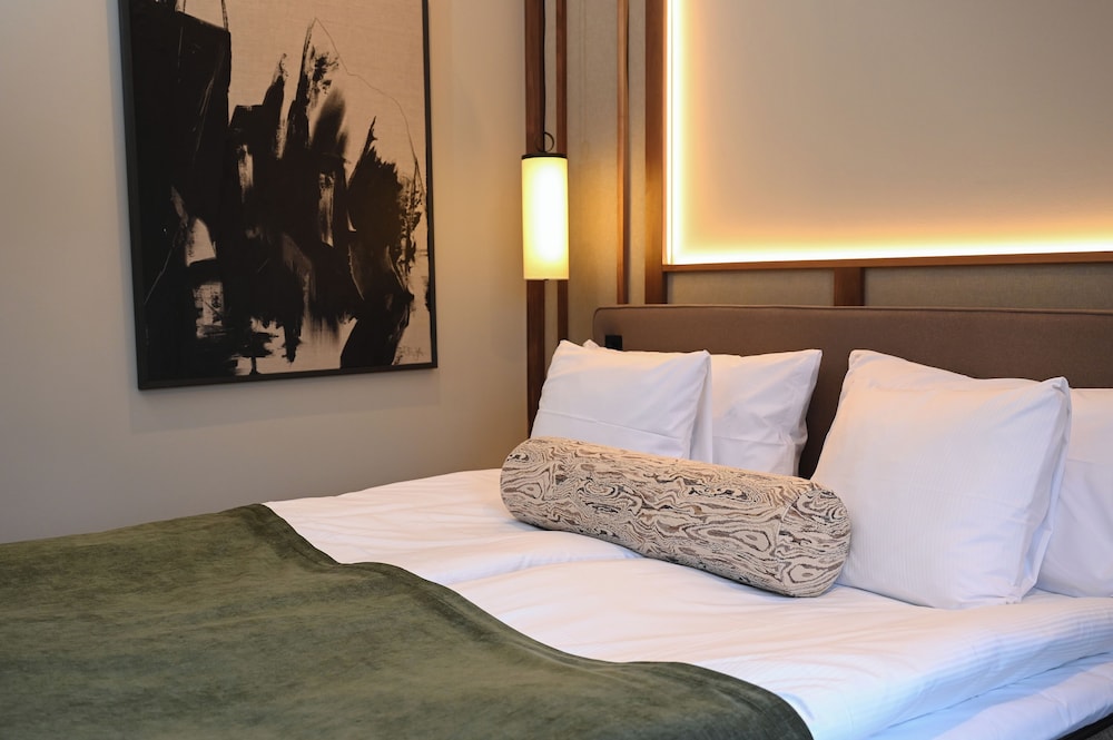 Standard Double Room, Balcony, Lake View photo 2