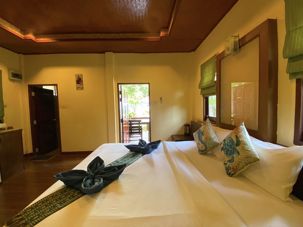 Deluxe Double Room, 1 Bedroom, Garden View, Garden Area photo 1