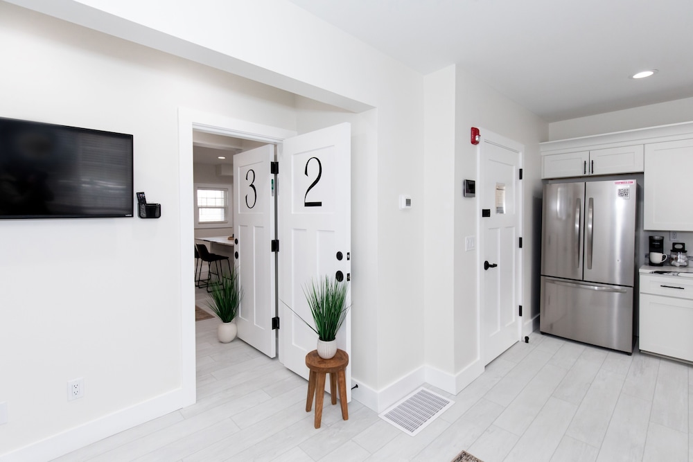 Premium Condo, 3 Bedrooms