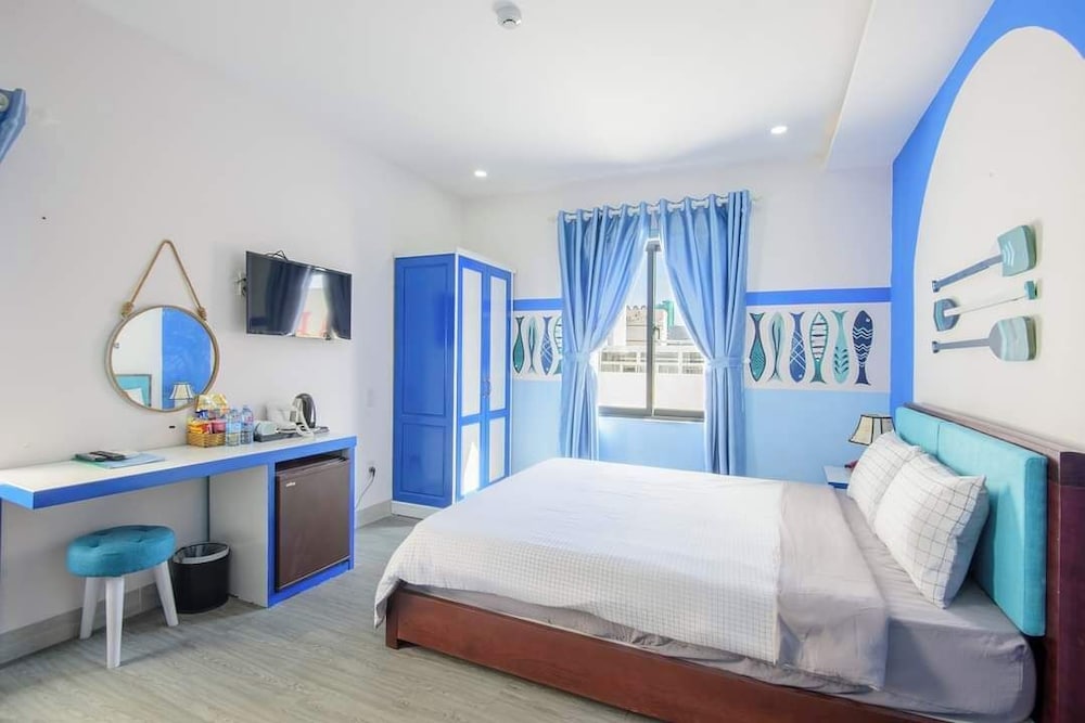 Standard Double Room, City View