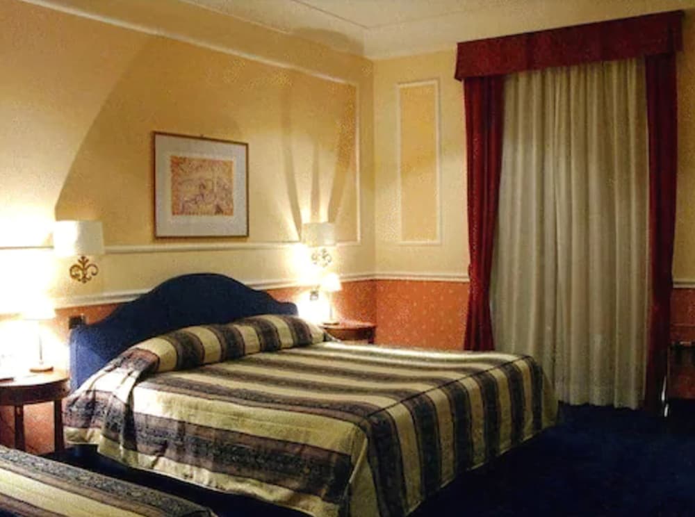 Superior Triple Room photo 3