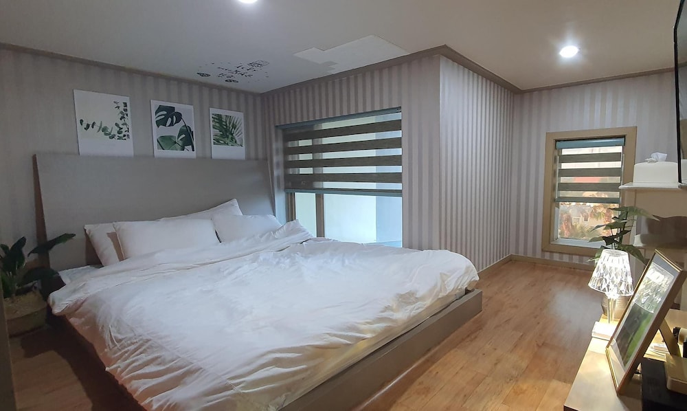 Basic Room, 1 Bedroom (Dandy Room 202 (Ocean View/Spa)) - Photo 3