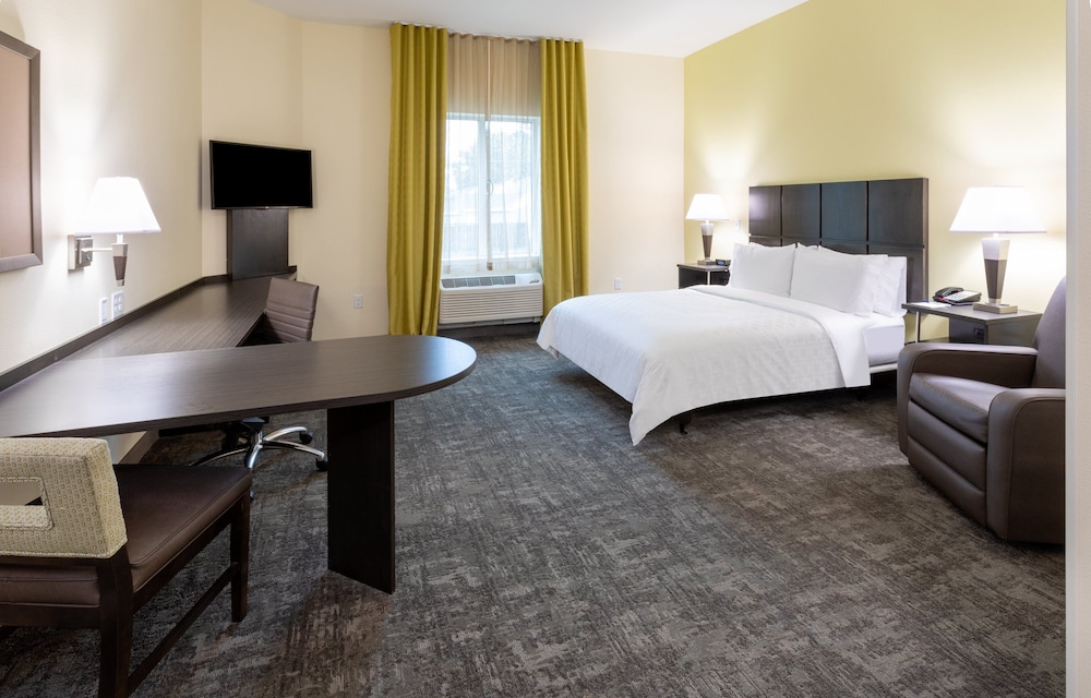 Studio Suite, 1 Queen Bed, Accessible (Mobility)