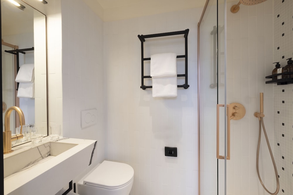 Comfort Room photo 3