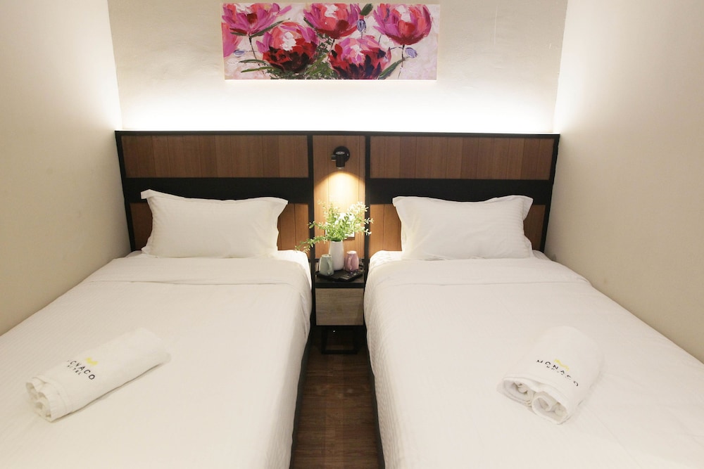 Budget Twin Room - Photo 3