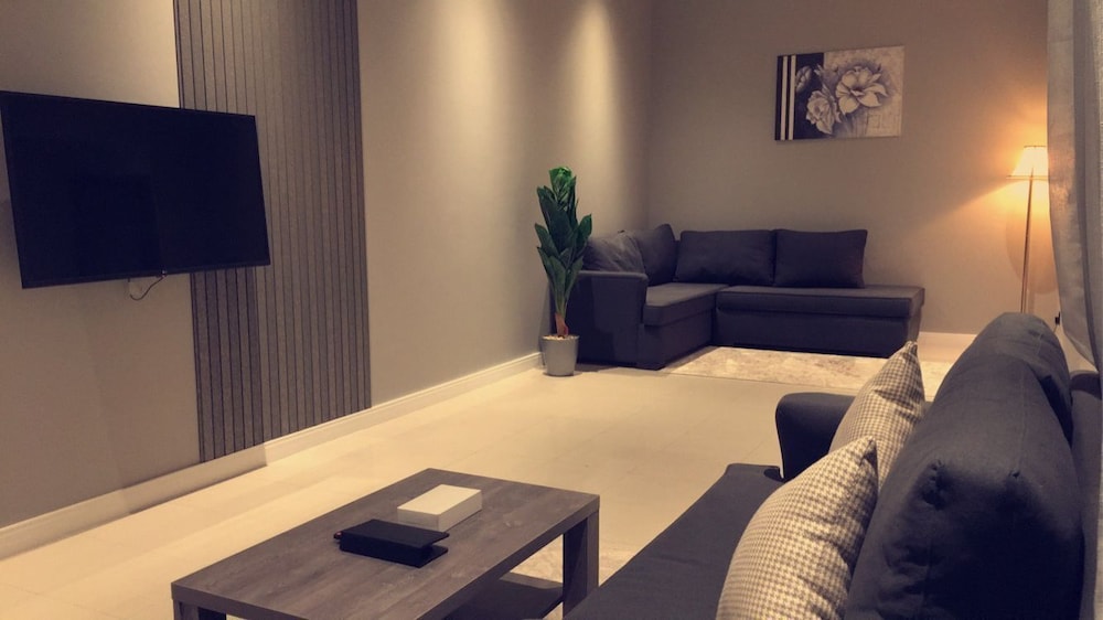 Basic Suite photo 1