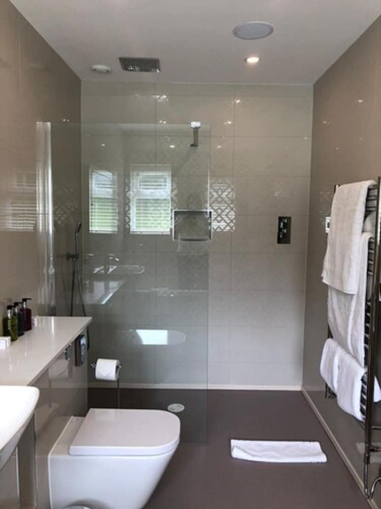 Shaldon Suite - Photo 2