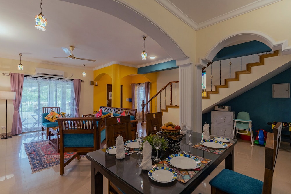 Luxury Villa photo 3
