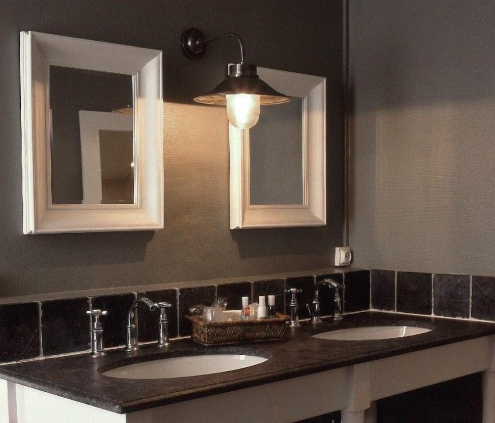 Double Room (Privilege) - Photo 2