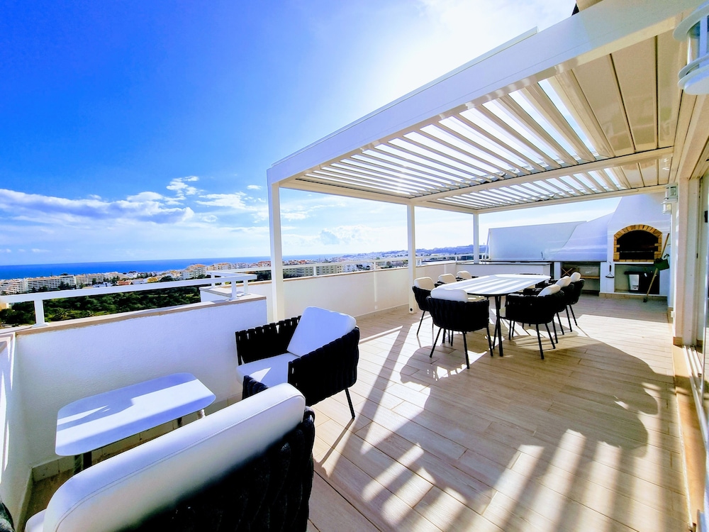 Deluxe Penthouse