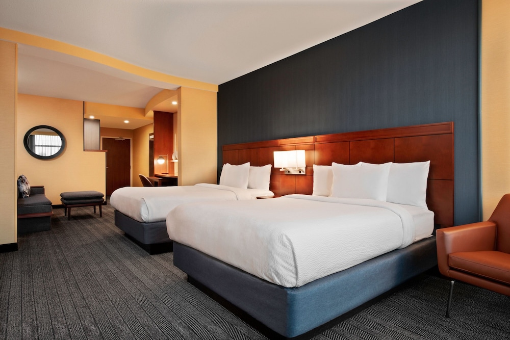 Executive Room, Multiple Beds