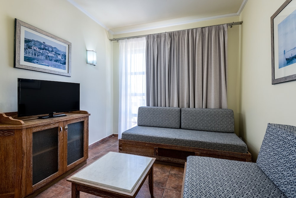 Family Suite photo 2