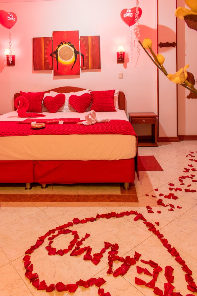 Double Room, 1 King Bed photo 3
