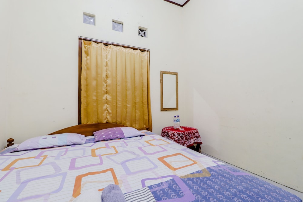 Budget Standard Room With Fan - Photo 1