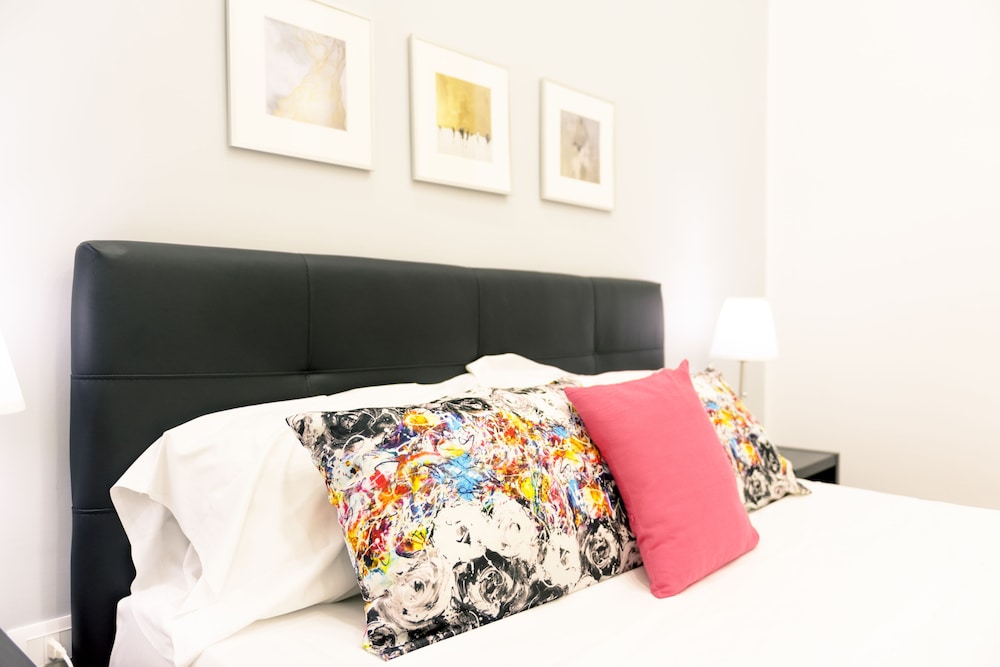 Luxury Suite, 1 Double Bed, Non Smoking, City View