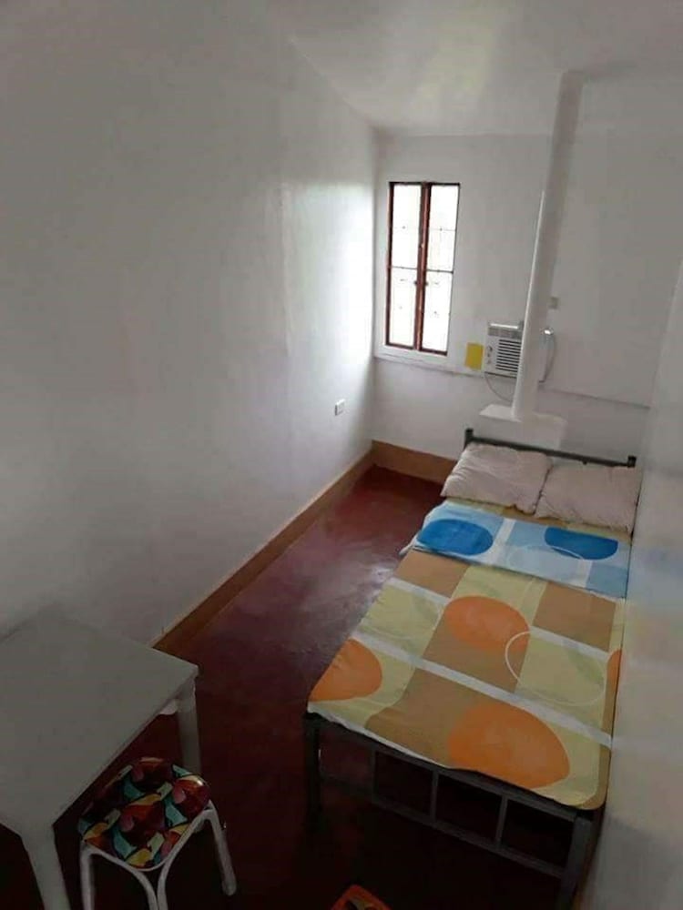 Semi Double Room - Minimum 1 Month Stay photo 2