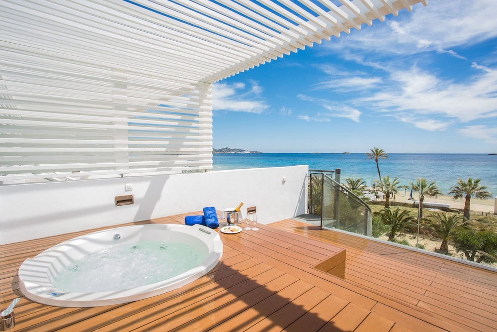 Suite, Sea View (Seafront View)