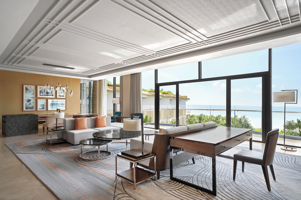 Suite, 2 Bedrooms, Club Lounge Access, Ocean View (Bridge)