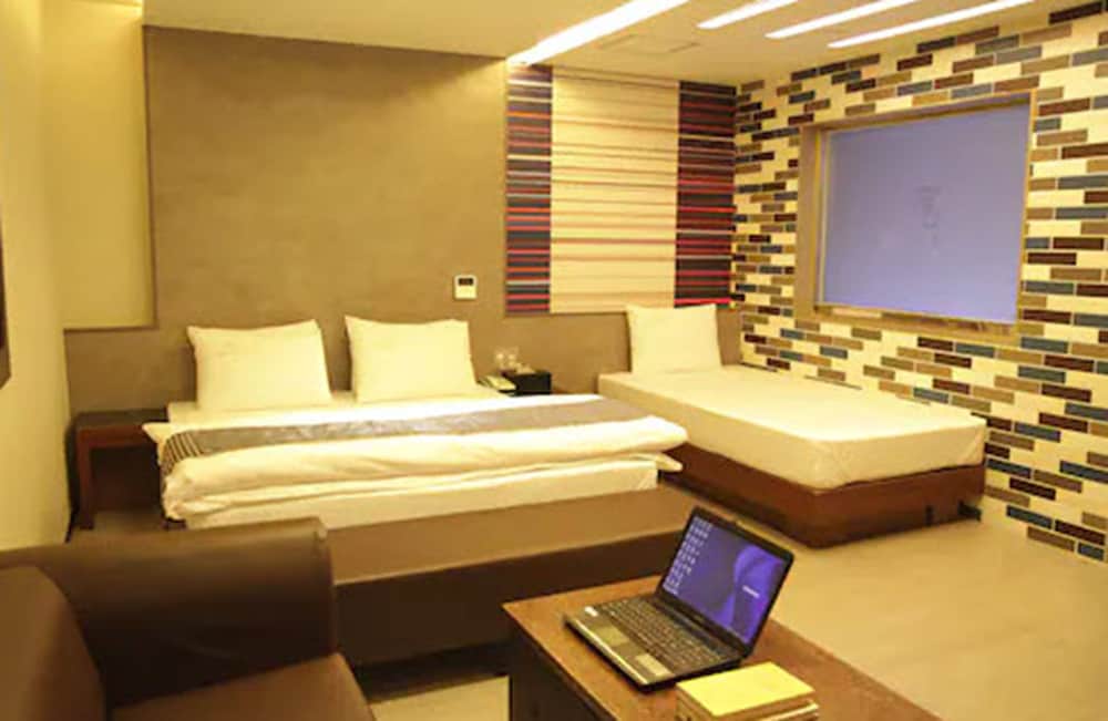 Suite (Twin) photo 3