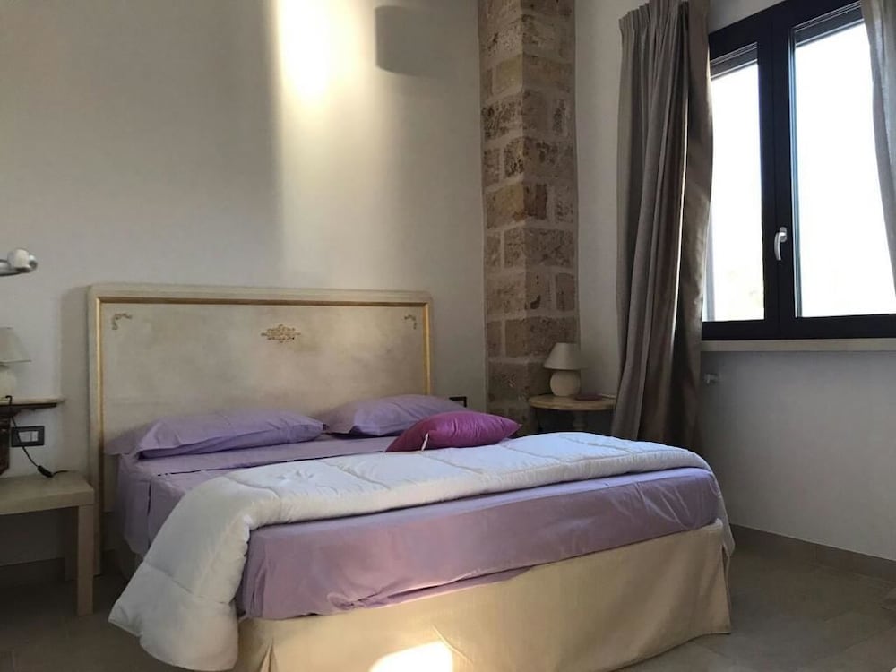 Classic Double Room, 1 Queen Bed, Garden View